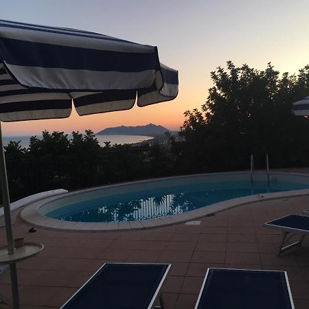 Villa "Ai Galli" Terracina Exterior foto